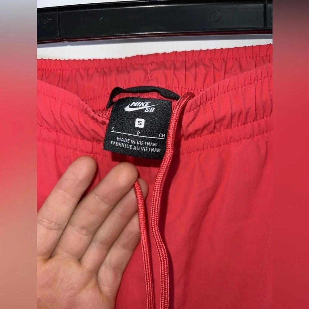 Nike SB Wind Pants Pink Fusion